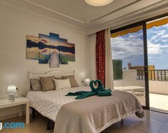 Hele huset/lejligheden Luxury Penthouse Sea View Jacuzzy & Pool Wiffi Free (Adeje, Spanien)