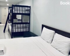 Hotel Happy By Jan Guesthouse (Hua Hin, Thailand)