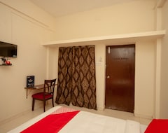 Khách sạn OYO Flagship 24454 OMR Hindustan Univ (Chennai, Ấn Độ)