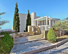 Toàn bộ căn nhà/căn hộ Villa Takeoff, 4 Bedrooms, 5 Bathrooms With Swimming Pool And Astonishing View. (Sarchos, Hy Lạp)