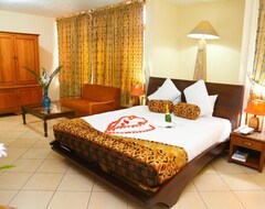 Hotel Coconut Grove Regency (Accra, Ghana)