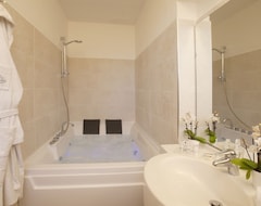 Hotel Ferie studie med aircondition og badeværelse med jacuzzi (Grosseto, Italien)