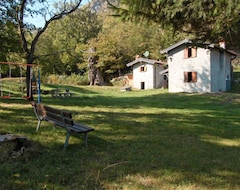 Toàn bộ căn nhà/căn hộ Baita Pidaggia (czz150) (Carlazzo, Ý)