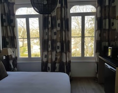 Bed & Breakfast Le Clos Des Lodges (Bernay, Ranska)