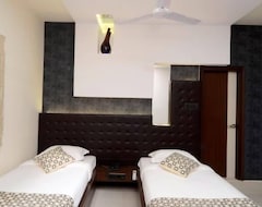 Hotel Serenity Inn La Vista (Hyderabad, India)