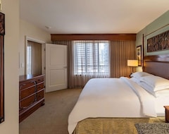 Hotel 3 Bedroom Penthouse - Grand Waikikian, Hilton Hawaiian - Exec Lounge Access (Honolulu, Sjedinjene Američke Države)