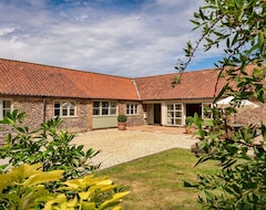 Hele huset/lejligheden A Luxurious Barn Conversion Nestled In Some Of The Most Stunning Scenery In The Area. Pet Friendly. (Holt, Storbritannien)