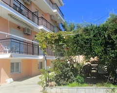 Hotelli Ianos Apartments (Potos, Kreikka)