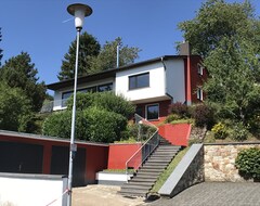 Koko talo/asunto New! Eifel National Park, Modern Villa, View, Garden, Private, Center (Hellenthal, Saksa)