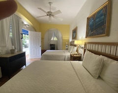 At Wind Chimes Boutique Hotel (San Juan, Puerto Rico)