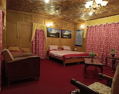 Khách sạn Houseboat Taj Palace (Srinagar, Ấn Độ)