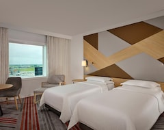Sheraton Amsterdam Airport Hotel and Conference Center (Schiphol, Holanda)
