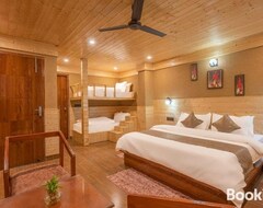 The Charvi Hotel Kufri Shimla By Exotic Stays (Kufri, Indija)