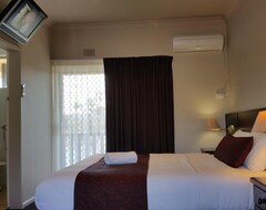 Hotel Halfway Motel (Eden, Australia)