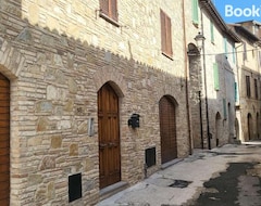 Toàn bộ căn nhà/căn hộ Antico Appartamento Con Camino (Bevagna, Ý)