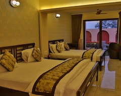 Treat Resort (Silvassa, India)