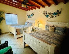 Hotel Stunning 4 Bedroom Beach Villa On Sandy Beach At Las Palmas Beachfront Resort V9 (Puerto Peñasco, Mexico)