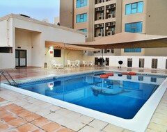 Hotel Pearl Bahrain Suites (Manama, Bahrain)