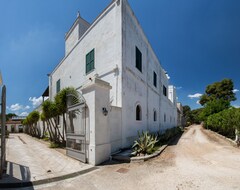 Khách sạn Tenuta Del Barco Wine Resort (Taranto, Ý)