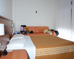 Khách sạn Hotel Aquilia (Laigueglia, Ý)