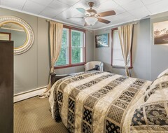 Toàn bộ căn nhà/căn hộ Beautiful Family Lodge With All The Comforts Of Home (Zelienople, Hoa Kỳ)