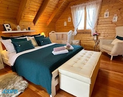 Toàn bộ căn nhà/căn hộ Holiday House With A Parking Space Varazdin, Zagorje - 22470 (Novi Marof, Croatia)