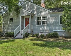 Hele huset/lejligheden Bright Home With Yard In Historic Fuquay-varina (Fuquay-Varina, USA)