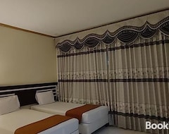 Khách sạn H.v Hotel Bandara (Gorontalo, Indonesia)
