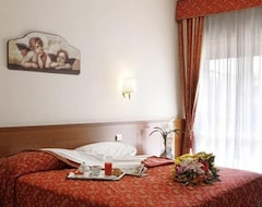Khách sạn Hotel Vitti (Rome, Ý)