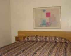 Khách sạn Colonade Motel Suites (Mesa, Hoa Kỳ)