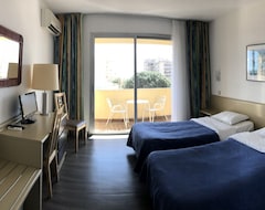 Hotel Du Port (Canet-en-Roussillon, Francia)