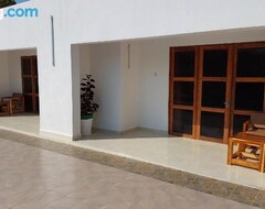 Khách sạn Fukuchani Inn Hotel (Dar es Salaam, Tanzania)