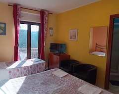 Bed & Breakfast Complesso Turistico Aurora - Camere B&B (Poggio Picenze, Ý)
