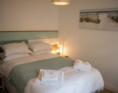 Hele huset/lejligheden Driftwood. The Beach House, Central Apartment With Private Parking (Eastbourne, Storbritannien)