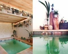 Hele huset/lejligheden Isolated Artists House + Indoor Swimming Pool (Simiane-la-Rotonde, Frankrig)