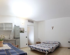Hotel Appartamenti Emmaus (Maccagno, Italien)