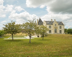 Cijela kuća/apartman Etablissement De Charme à 10 Minutes Des Plus Prestigieux Châteaux Viticoles (Soussans, Francuska)