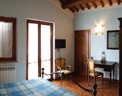 Hotel Agriturismo Il Bastione - Classic Room (Spello, Italija)