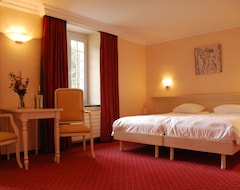 Hotel Hostellerie Le Prieure De Conques (Florenville, Bélgica)