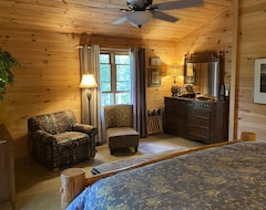 Toàn bộ căn nhà/căn hộ New: Shining Rock Area Cabin At 3,450 Ft Close To Waynesville/brevard/asheville (Canton, Hoa Kỳ)