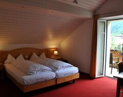 Hotel Ladina (Bergün - Bravuogn, İsviçre)