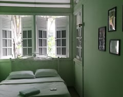 Hotelli Eiffe19 Boutique Guesthouse (Georgetown, Malesia)