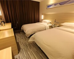 Hotel City Comfort Inn Hechi Central Plaza Branch (Hechi, China)