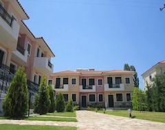 Otel Ann George Resort (Gera, Yunanistan)
