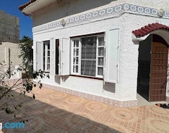 Hele huset/lejligheden Magnifique Villa Avec Garage A 2min De La Plage Saint-rock, Ain El Turk, Oran (Bousfer, Algeriet)