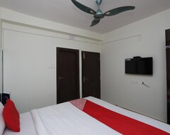 OYO 16892 Intown Hotels (Kolkata, India)