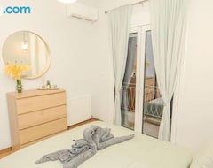 Casa/apartamento entero Modern And Luxury Apartment (Atenas, Grecia)