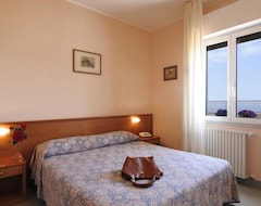Hotel Tritone (Laigueglia, Italien)