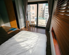 Hotel Morning Dew Guesthouse (Busan, Južna Koreja)
