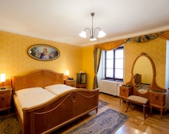 Khách sạn Hotel Zlaty Andel (Cesky Krumlov / Krumau, Cộng hòa Séc)